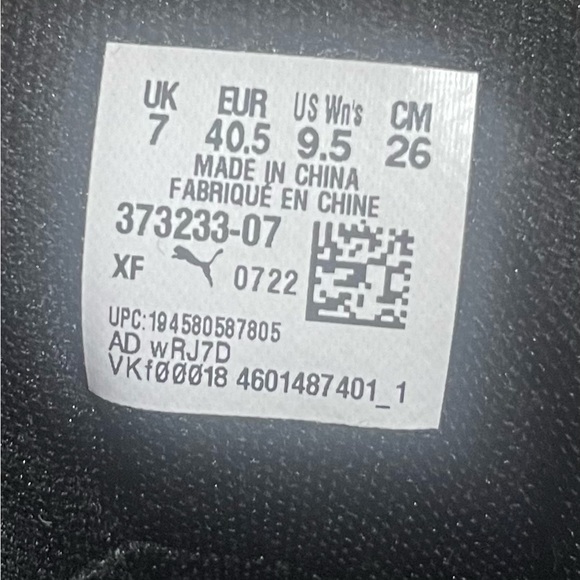 Women puma shoes 👑 - Picture 14 of 14